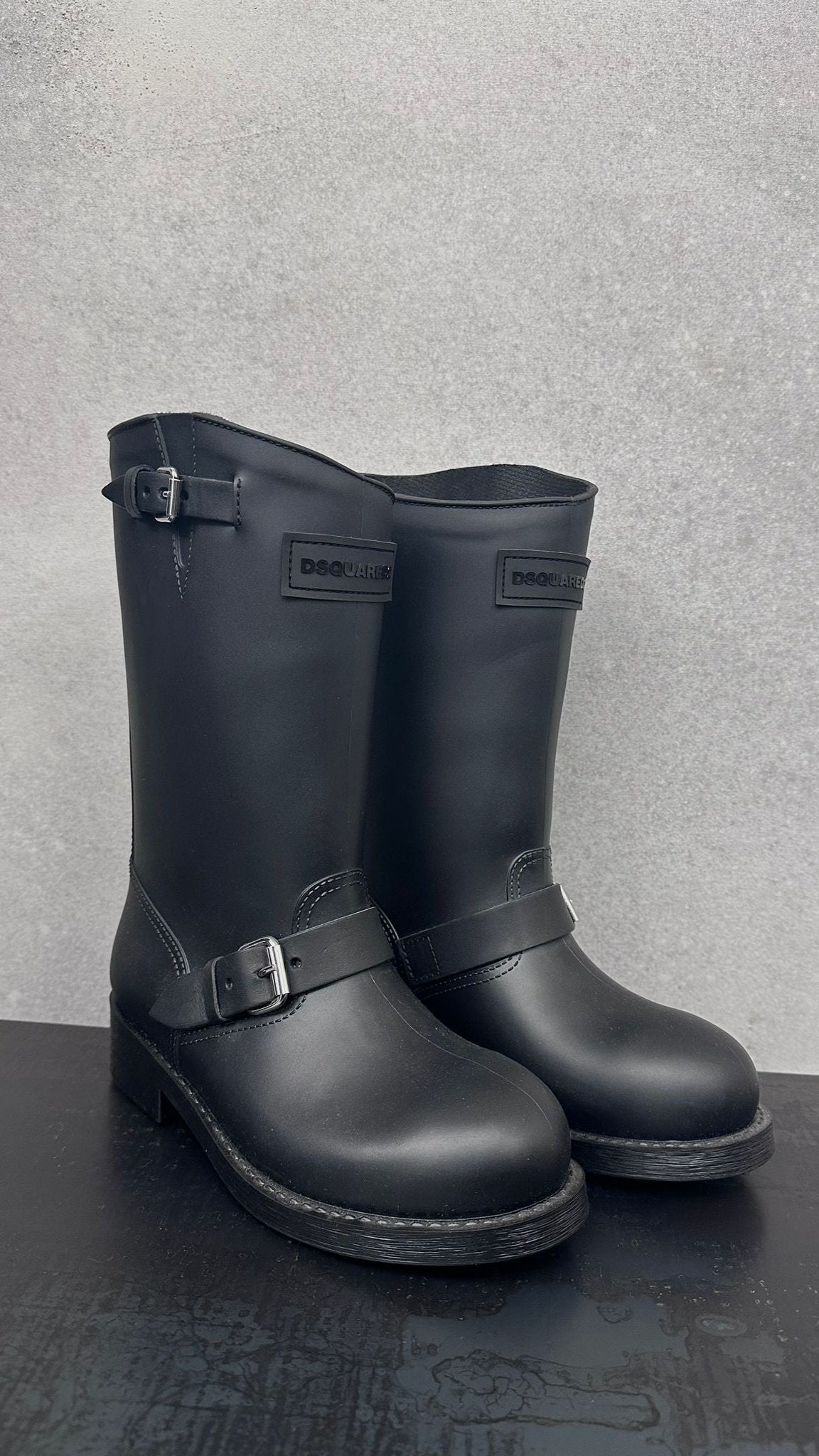 Boots Dsquared